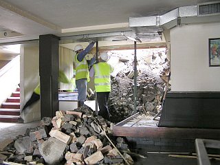 Lorry in sie of Elbert Wurlings